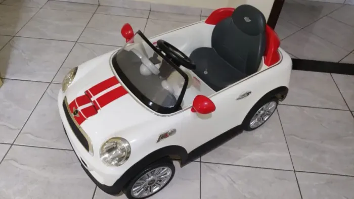 Carrinho mini cooper elétrico novo vendo (favor ler anuncio)
