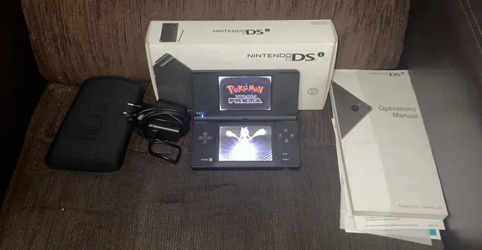Nintendo DSI Preto Destravado Na Caixa + 100 Jogos instalados + Capa + Carregador