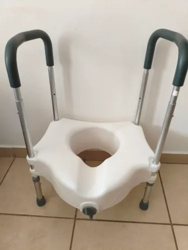 Assento Elevado de Vaso Sanitario