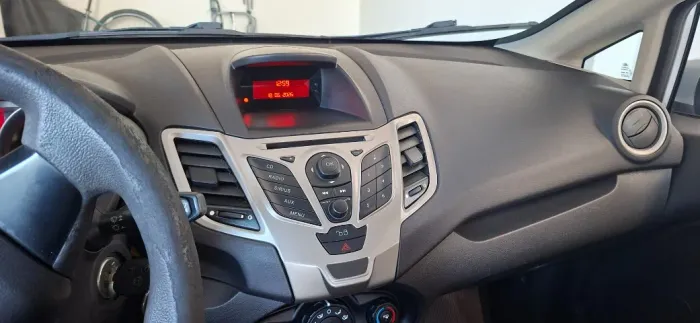 Ford Fiesta Sedan SE 1.6 16V Flex 4P 2012