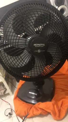 Ventilador funcionando perfeitamente seminovo