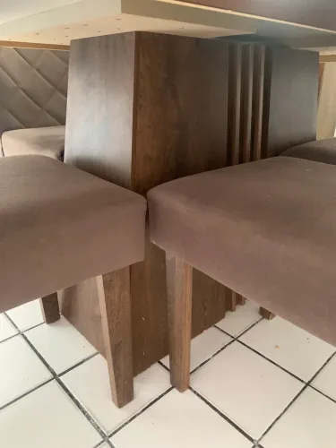 Mesa 6 cadeiras