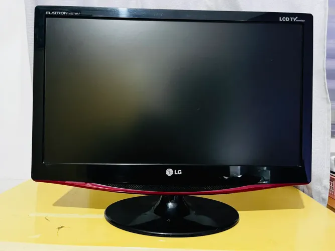 Monitor LG Flatron M227WAP 22? LCD Widescreen