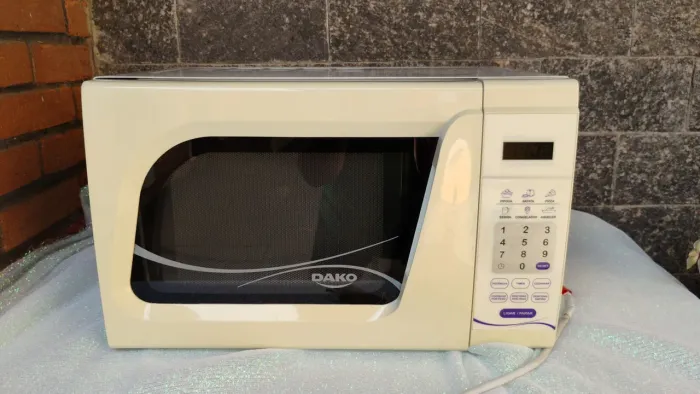 Microondas 220 w