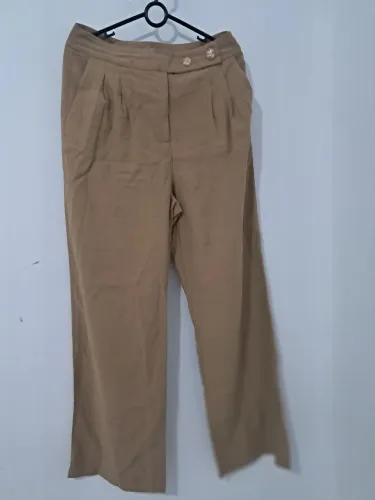 Calça marrom clara t.M