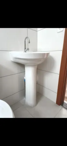 Pia de banheiro - louça
