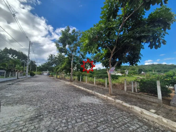 Terreno com vista para o lago no Condomínio Morada Nobre à venda com 2.500 m2 por R$ 550.0