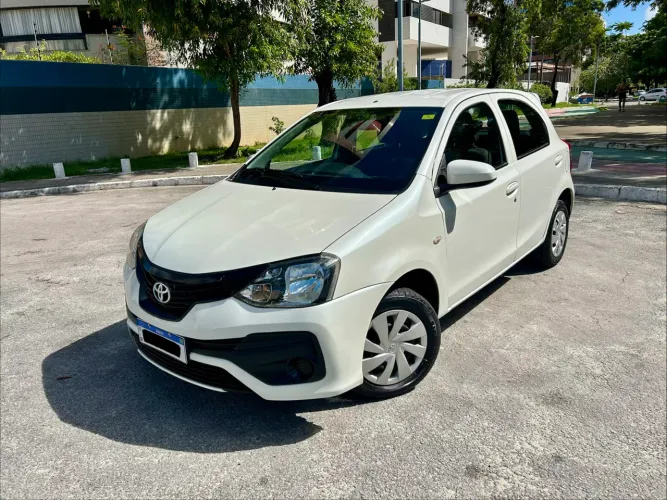 Toyota Etios X 1.3 Flex 16V 5P Aut. 2020