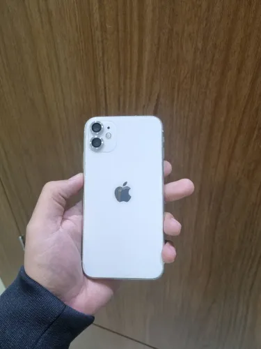 iPhone 11 64 GB