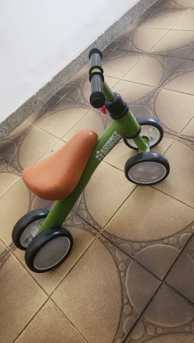 Bicicleta de equilíbrio 