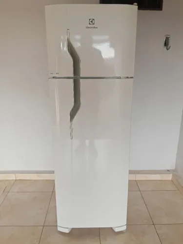 Geladeira Eletrolux