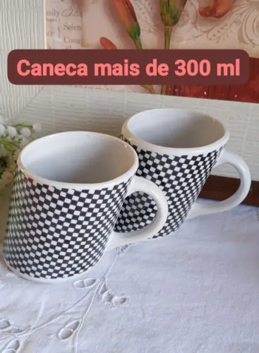 Vendo duas canecas porcelana Vera Cruz antiga