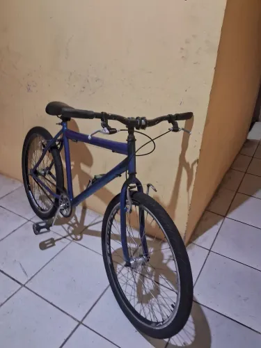 Bicicleta aro 26 nova azul metálico