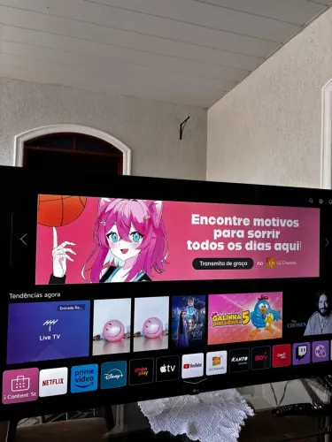 Tv smart 50 polegadas 4k LG impecavel. Gigante
