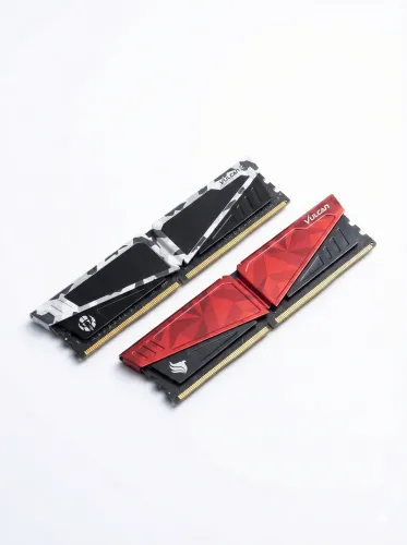 2 Memórias Ram | Team Group T-Force Vulcan 8GB DDR4 3000MHZ