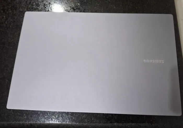 Notebook Galaxy book 4