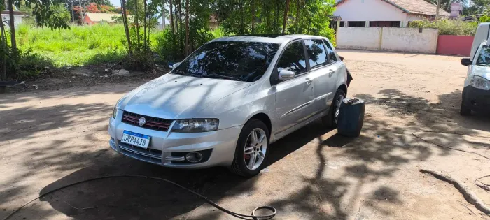 Fiat Stilo Dualogic 1.8 Sporting Flex 8V 5P 2009