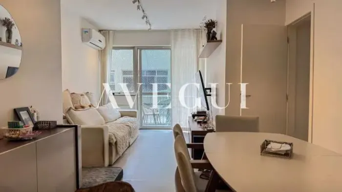 Apartamento : / Residencial / Lagoa