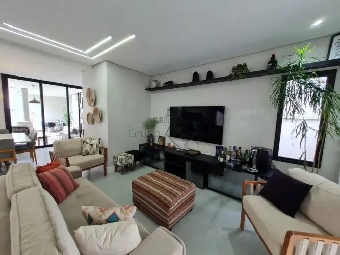 Casa em Condomínio - Urbanova I - Condomínio Eldorado - 4 Dormitórios - 248m².