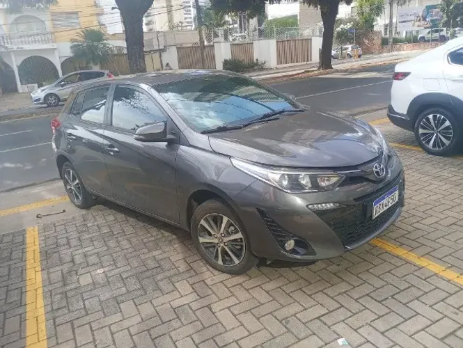 Toyota Yaris XLS Connect 1.5 Flex 16V 5P AUT 2021
