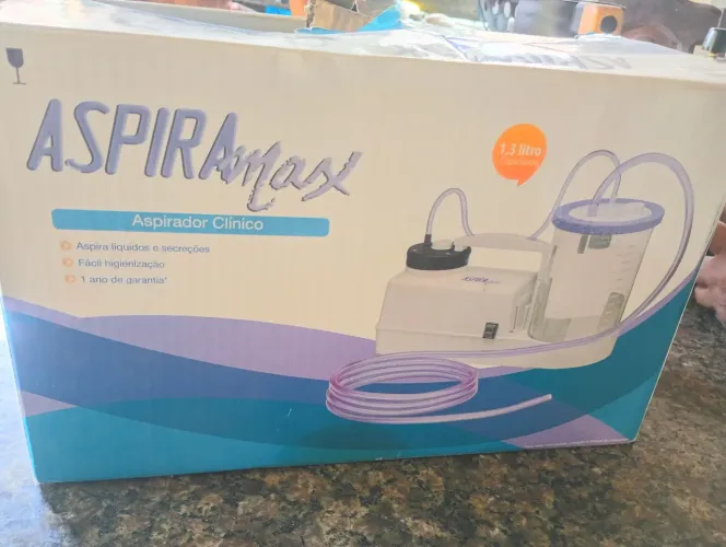 Vende-se aspirador clínico