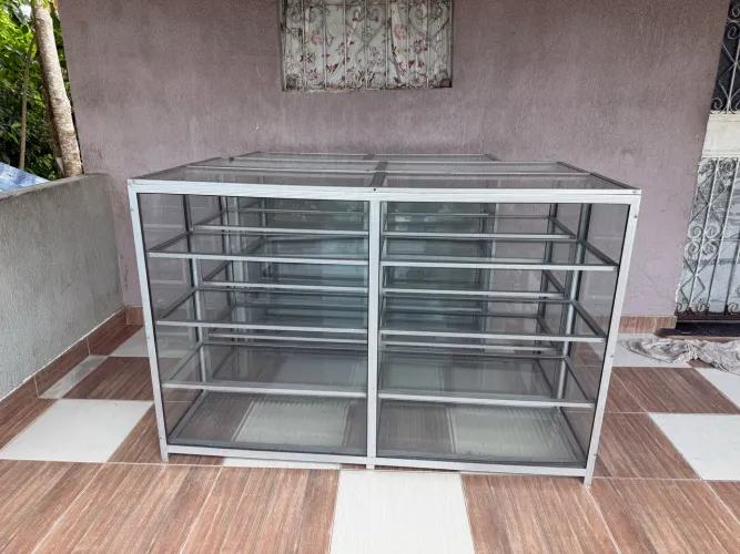 Vitrines