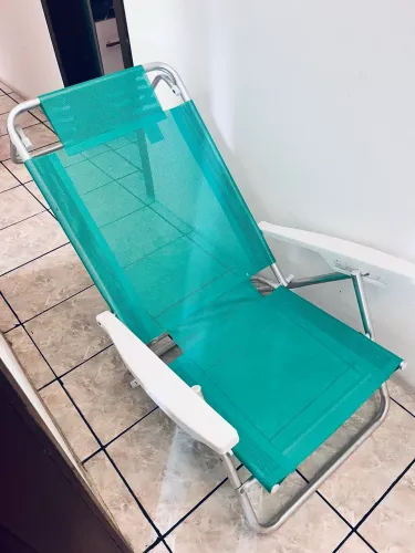 Cadeira de Praia Reclinável em Alumínio (4 posições) na cor Verde.