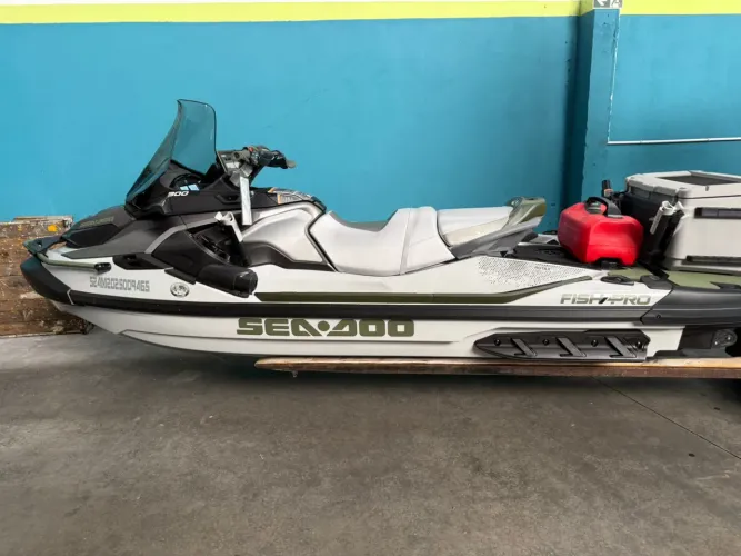 Jet-Ski Sea-Doo 300 FishPro Apex - 2025