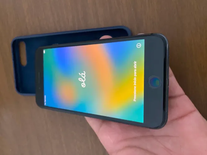 iPhone 8