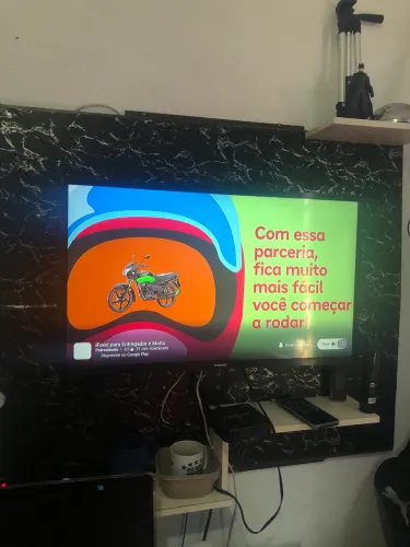 Smart tv 32 + painel de parede