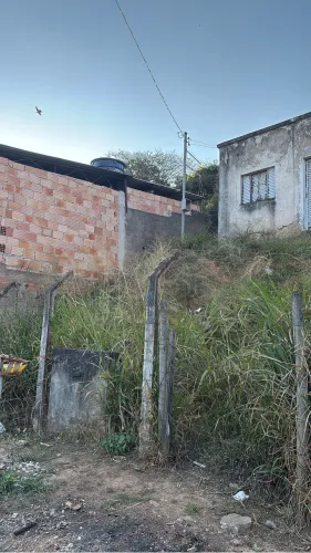 Lote e casa