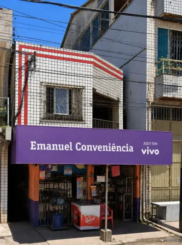 IMÓVEL COM 3 COMPARTIMENTOS NOS ALTOS-AV.BERNARDO SAYÃO 