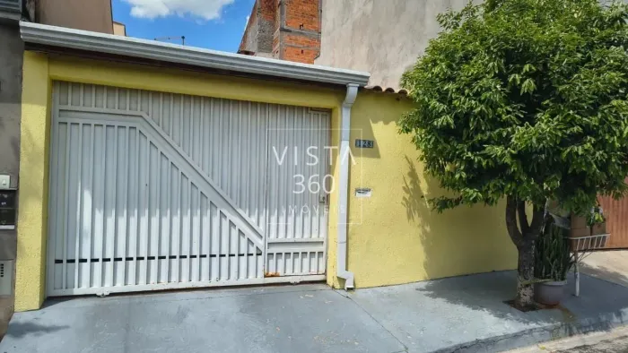 CASA À VENDA COM 2 DORMITÓRIOS, ÁREA GOURMET e 2 VAGAS 90 m² Construídos