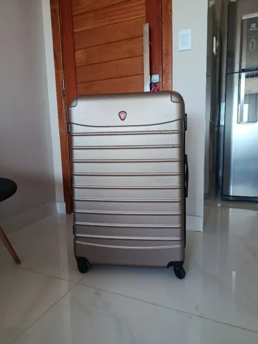Mala de Viagem Grande Rígida com Rodinhas 360°