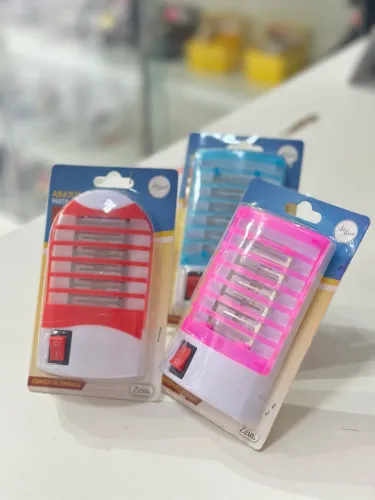 Abajur Mata-Mosquito Elétrico Zein - Proteção Bivolt