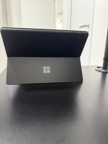 Surface Pro 11 Copilot+ PC OLED Snapdragon X Elite 16GB/512GB Seminovo