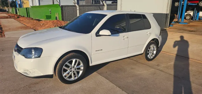 Volkswagen Golf Sportline 1.6 MI Total Flex 8V 4P 2011