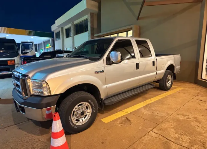 Ford F-250 XLT 3.9 4X4 CD TB Diesel 2011