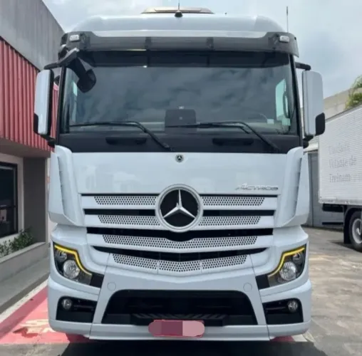 Transfiro a dívida urgente Mercedes Actros 2548 6x2 ano 2022