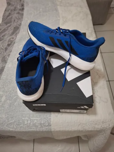 Adidas Run Azu Royal para caminhada e corrida em bom estado pouco uso 