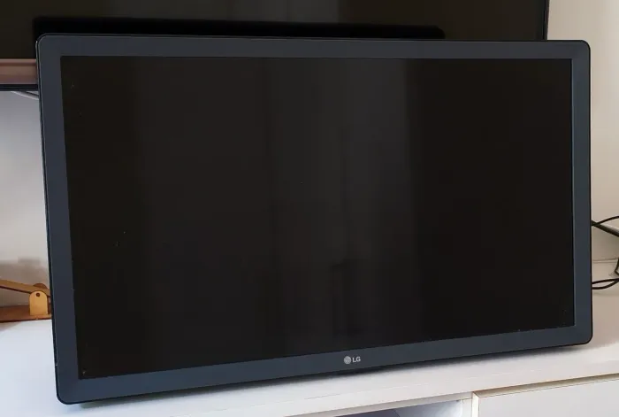 TV LG 24 POLEGADAS