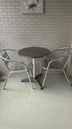 Mesa de alumínio 2 lugares 