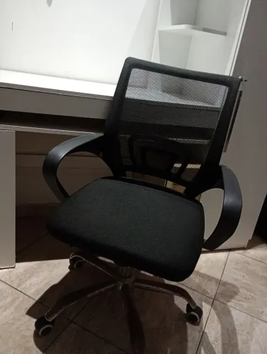 Vendo cadeira para escritório 