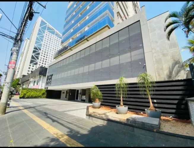 Dot Bueno Residence