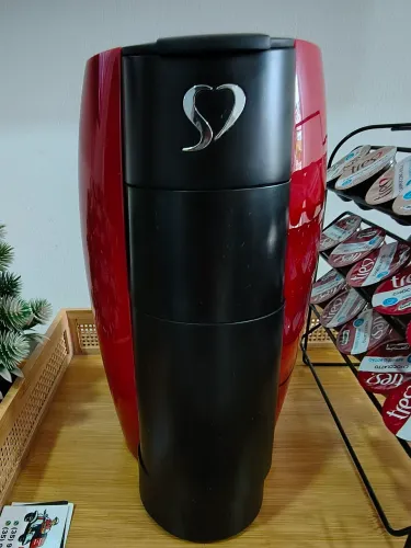 CAFETEIRA 3 CORAÇÕES VERMELHA 127V