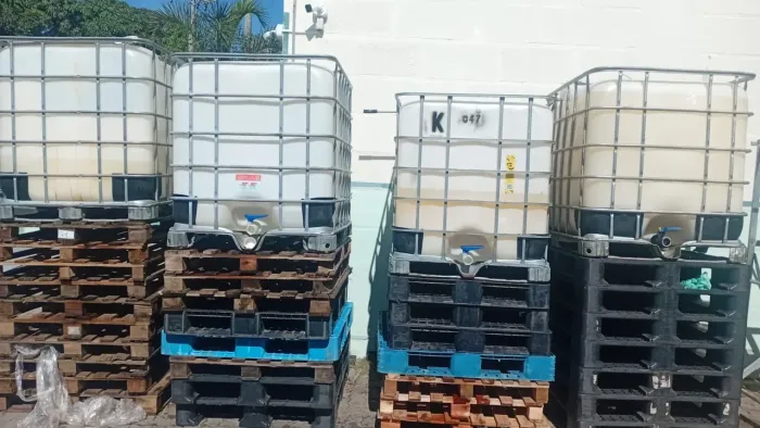 Caixa para água / Bombona