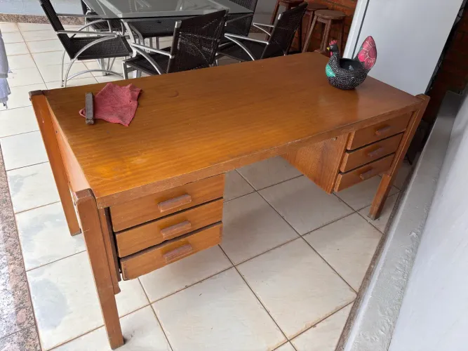 Mesa de madeira 
