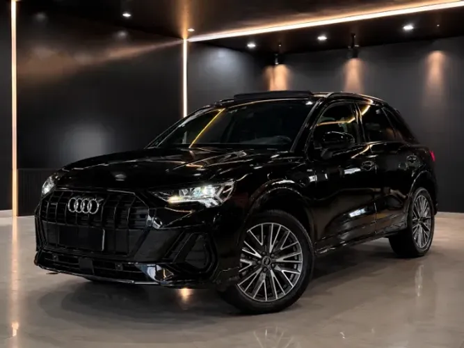 Audi Q3 Perf. Black 2.0 TFSI Tiptr. Quattro 2023