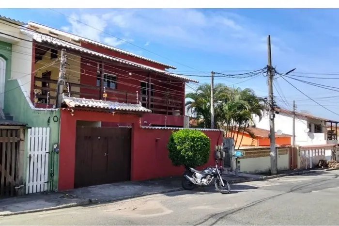 Casa Moderna com Piscina, 3 quartos, a venda em São Pedro da Aldeia/RJ