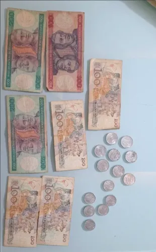Lote Coleção Cédulas e Moedas Antigas Brasil - 21 peças (Cruzados e Cruzeiros)